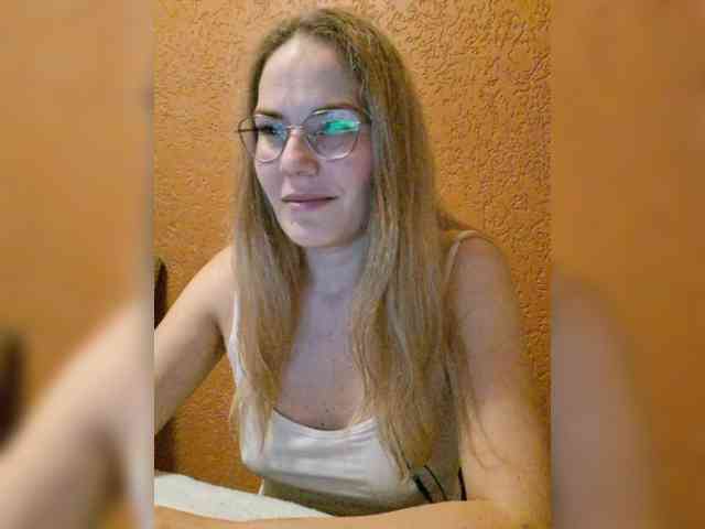 Mari_ webcam