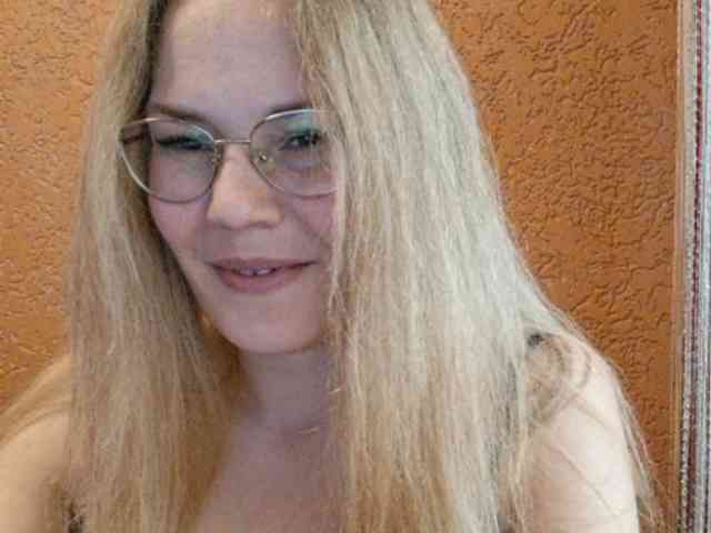 Mina_ webcam