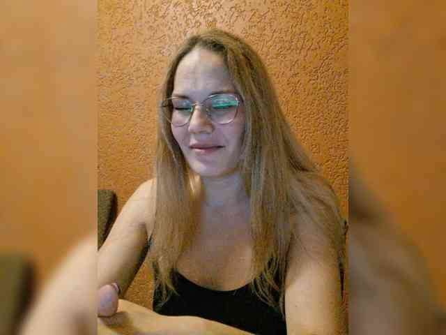 Mina_ webcam