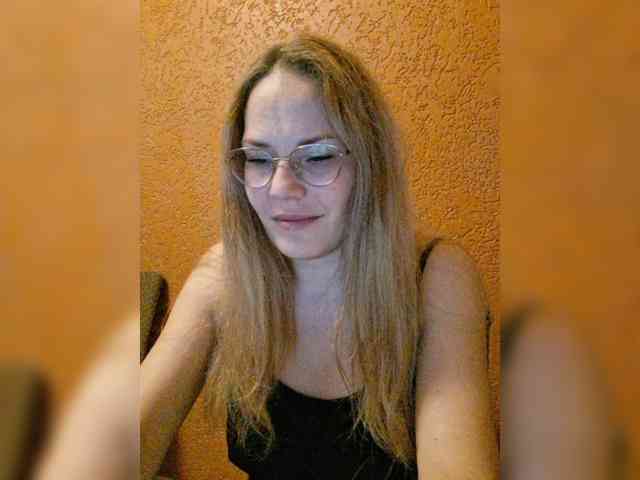 Mina_ webcam