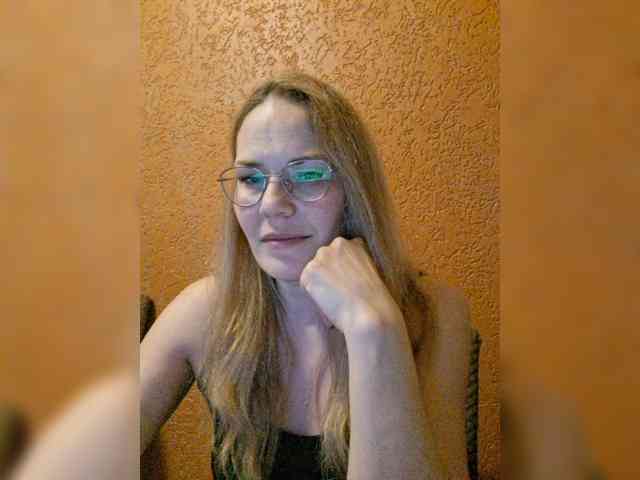 Mina_ webcam