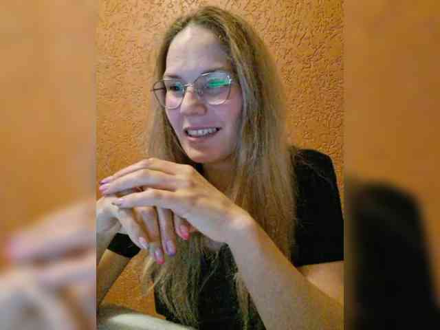 Mari_ webcam