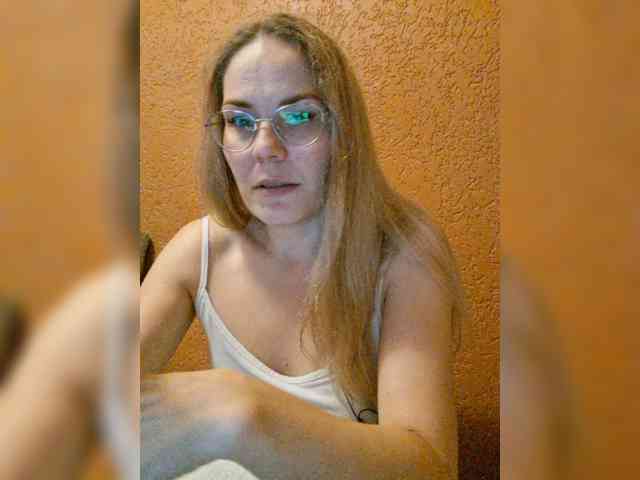 Mari_ webcam