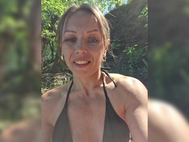 go to chat with sweet-Olya