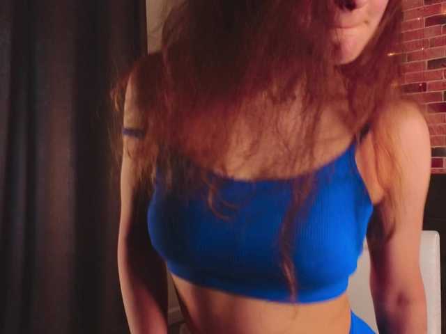 FoxFever's BongaCams show and profile