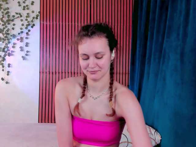 FoxFever live cam on BongaCams
