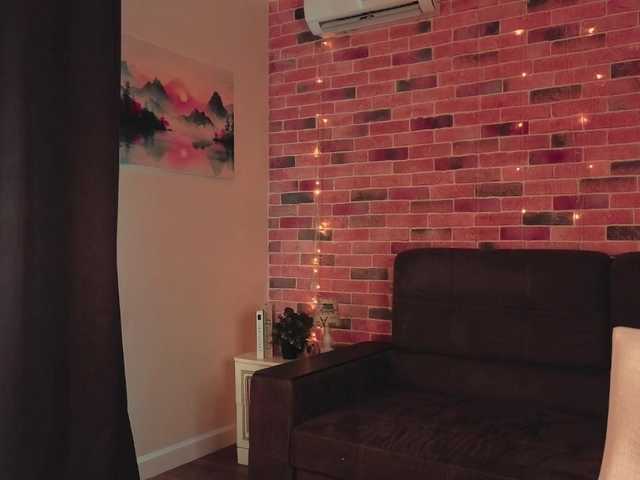 FoxFever's BongaCams show and profile