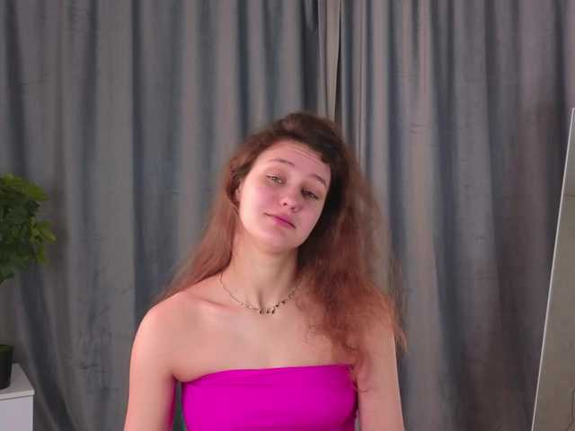 FoxFever live cam on BongaCams