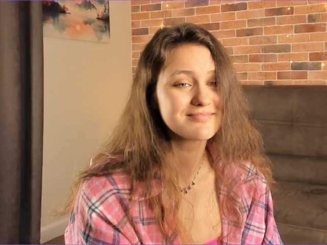 FoxFever's BongaCams show and profile