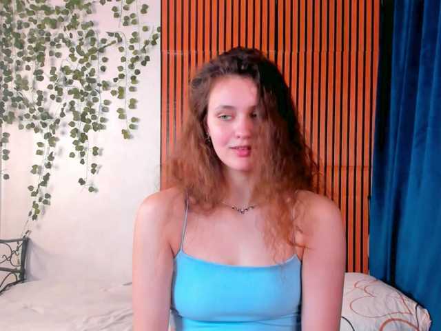 FoxFever live cam on BongaCams