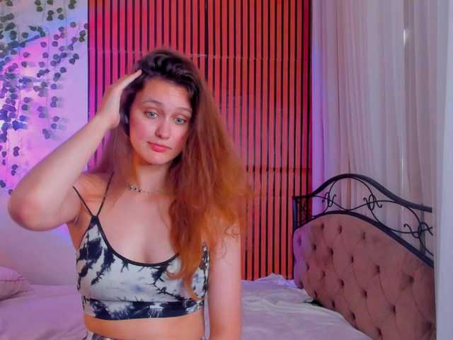 FoxFever live cam on BongaCams