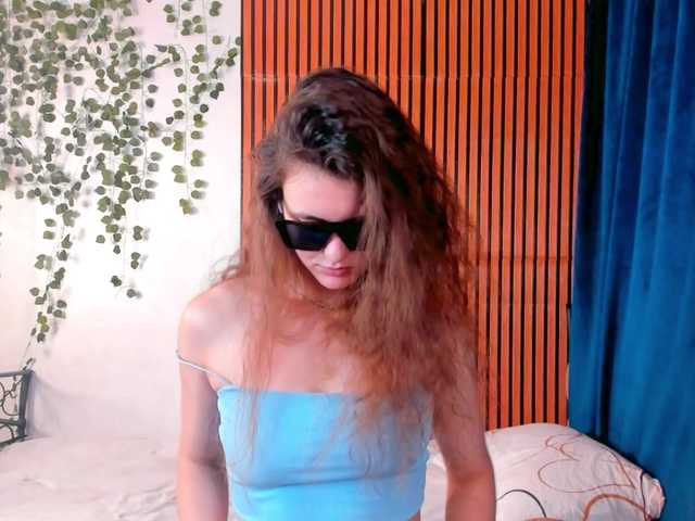 FoxFever live cam on BongaCams