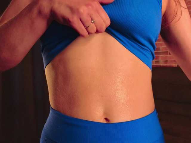 FoxFever's BongaCams show and profile