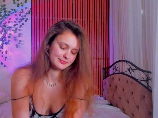FoxFever live cam on BongaCams