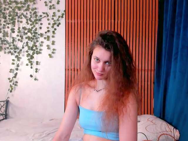 FoxFever live cam on BongaCams