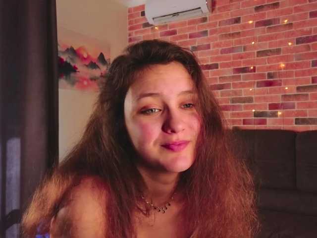 FoxFever's BongaCams show and profile