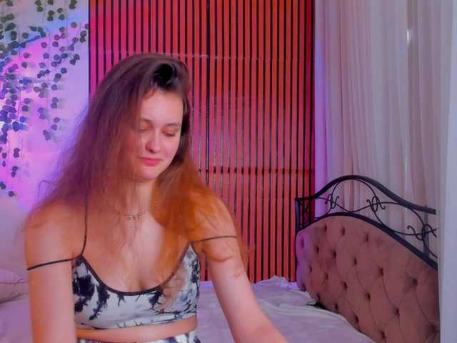 FoxFever live cam on BongaCams