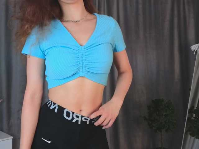FoxFever live cam on BongaCams