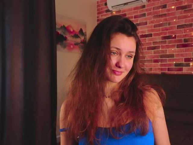 FoxFever's BongaCams show and profile