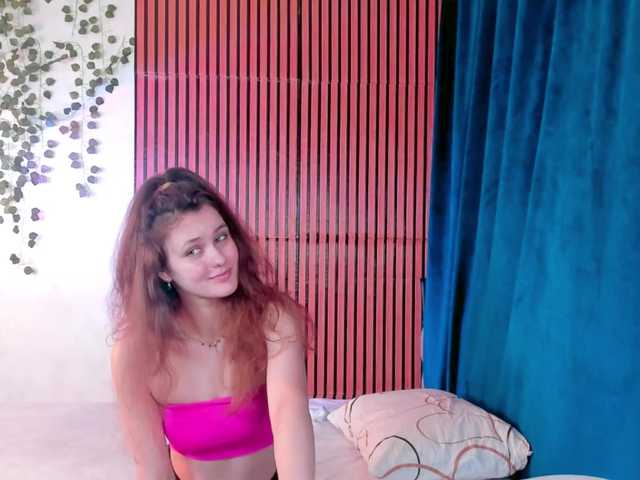 FoxFever live cam on BongaCams