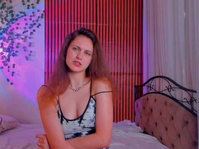 FoxFever live cam on BongaCams