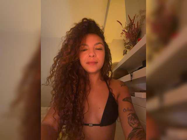 luneee live cam on BongaCams