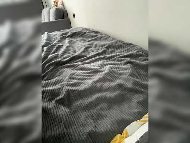 le modèle Techno-girl est en webcam porno dans un show sur le site bongacams, il possède les tags suivants: White/Caucasian,Brunette,Shaved