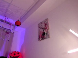 Divine-Madness Porn Show