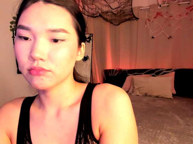 Divine-Madness live cam on BongaCams