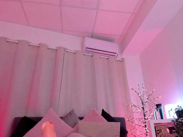 Divine-Madness live webcam show