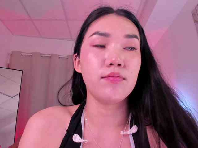 Divine-Madness webcam