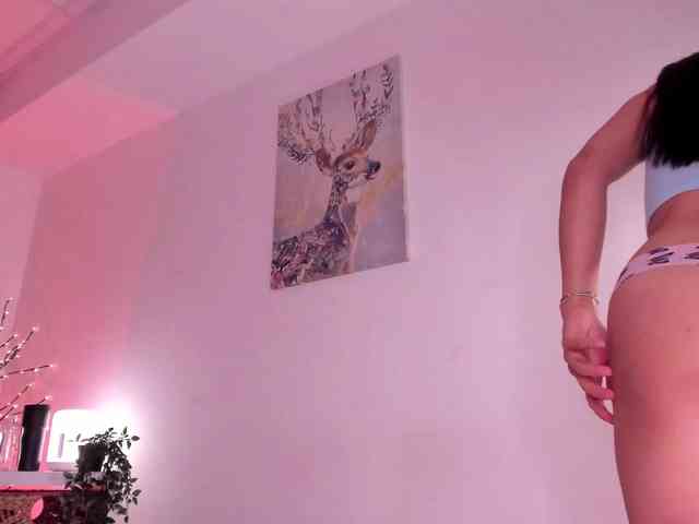 Divine-Madness webcam