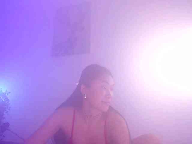 Divine-Madness webcam