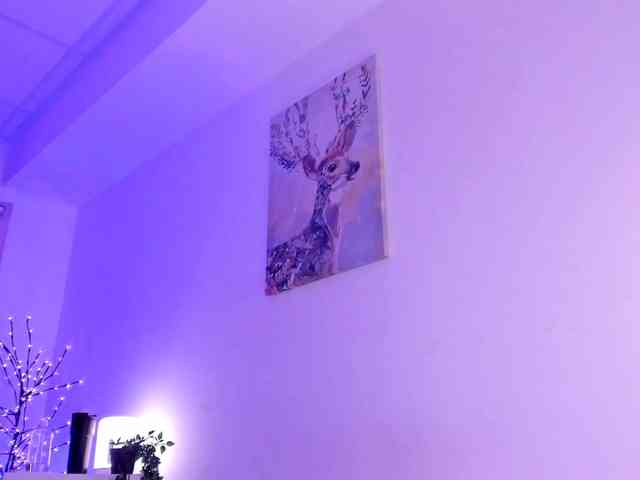 Divine-Madness webcam