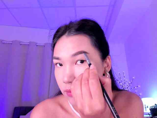 Divine-Madness webcam