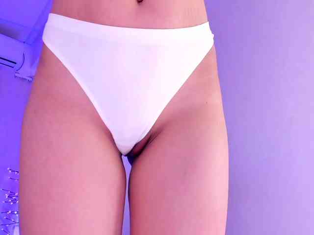 Divine-Madness webcam