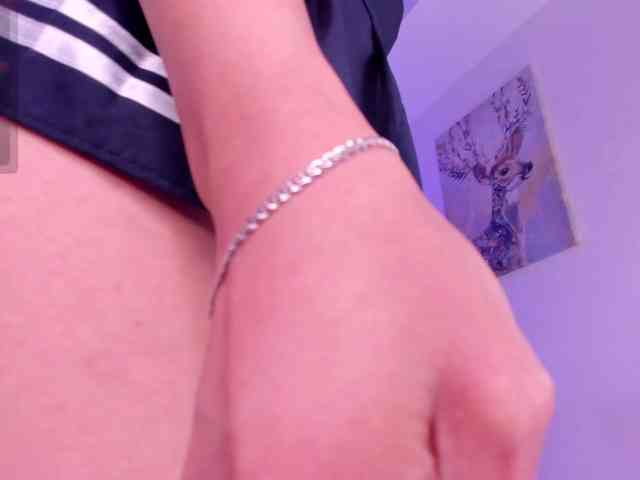 Divine-Madness webcam