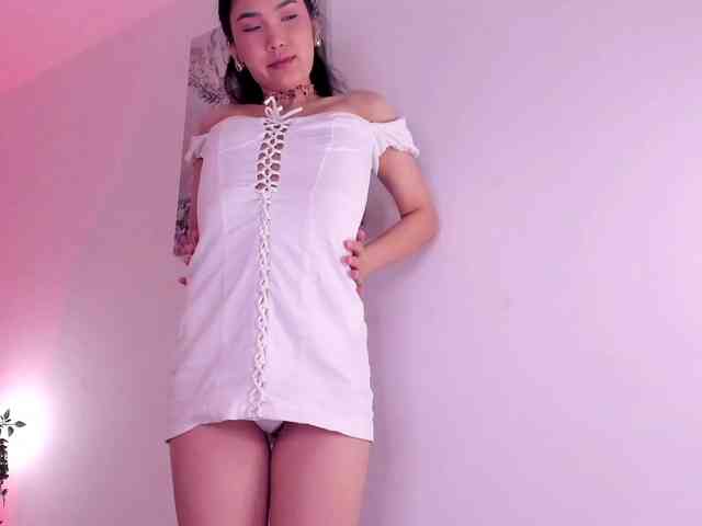 Divine-Madness webcam