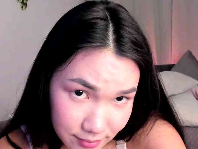 Divine-Madness webcam