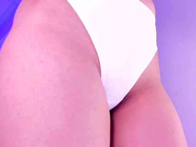 Divine-Madness webcam