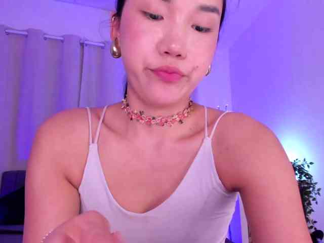 Divine-Madness webcam