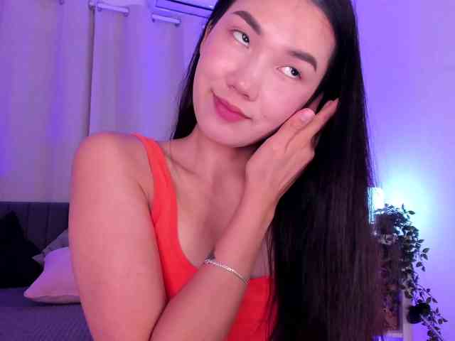 Divine-Madness webcam