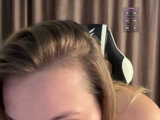Divana-1 live cam on BongaCams