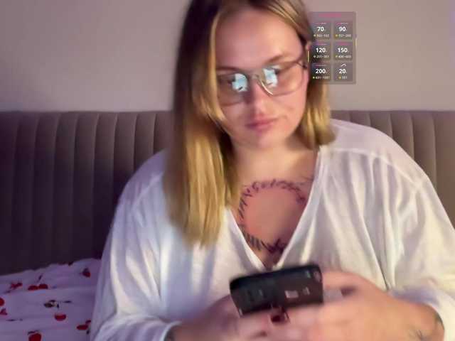 Divana-1 live cam on BongaCams
