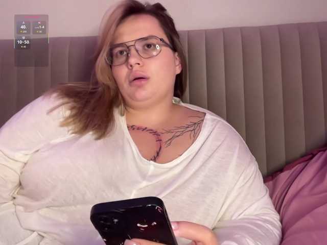 Divana-1 live cam on BongaCams