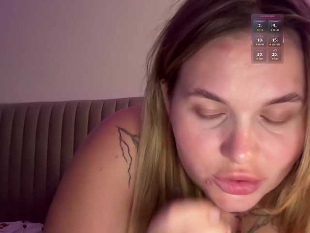 Divana-1 live cam on BongaCams