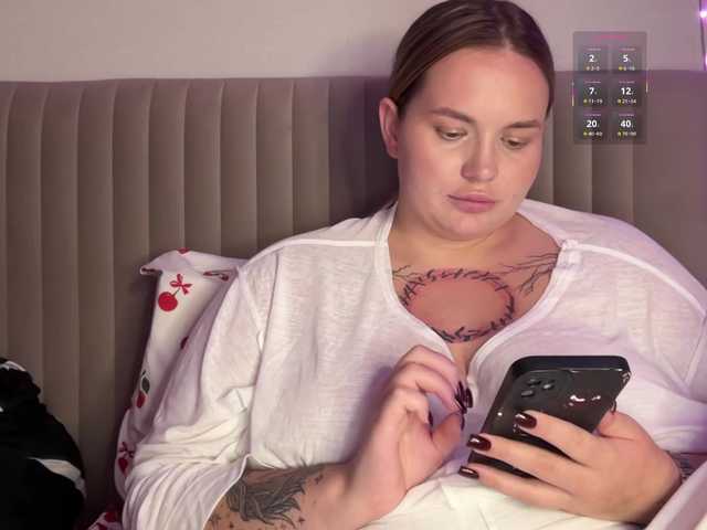 Divana-1 live cam on BongaCams