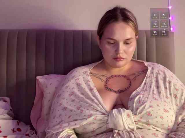 Divana-1 Live Webcam on BongaCams