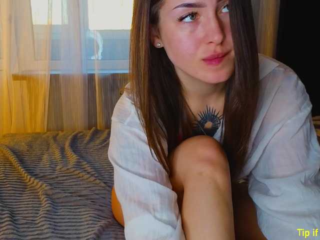 TinyMollys live cam on BongaCams