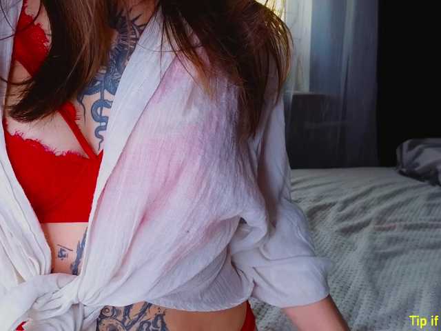 TinyMollys live webcam show